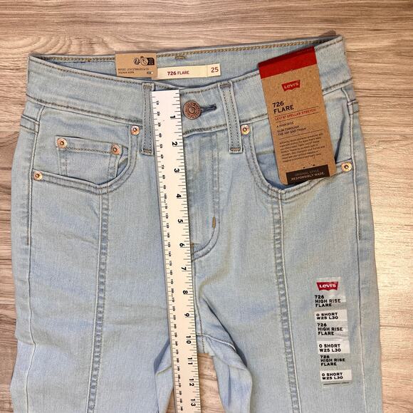 Levi's 726 High Rise Flare Split Hem Women's Light Wash Jeans 0 Short (W25 L30) - Picture 4 of 13